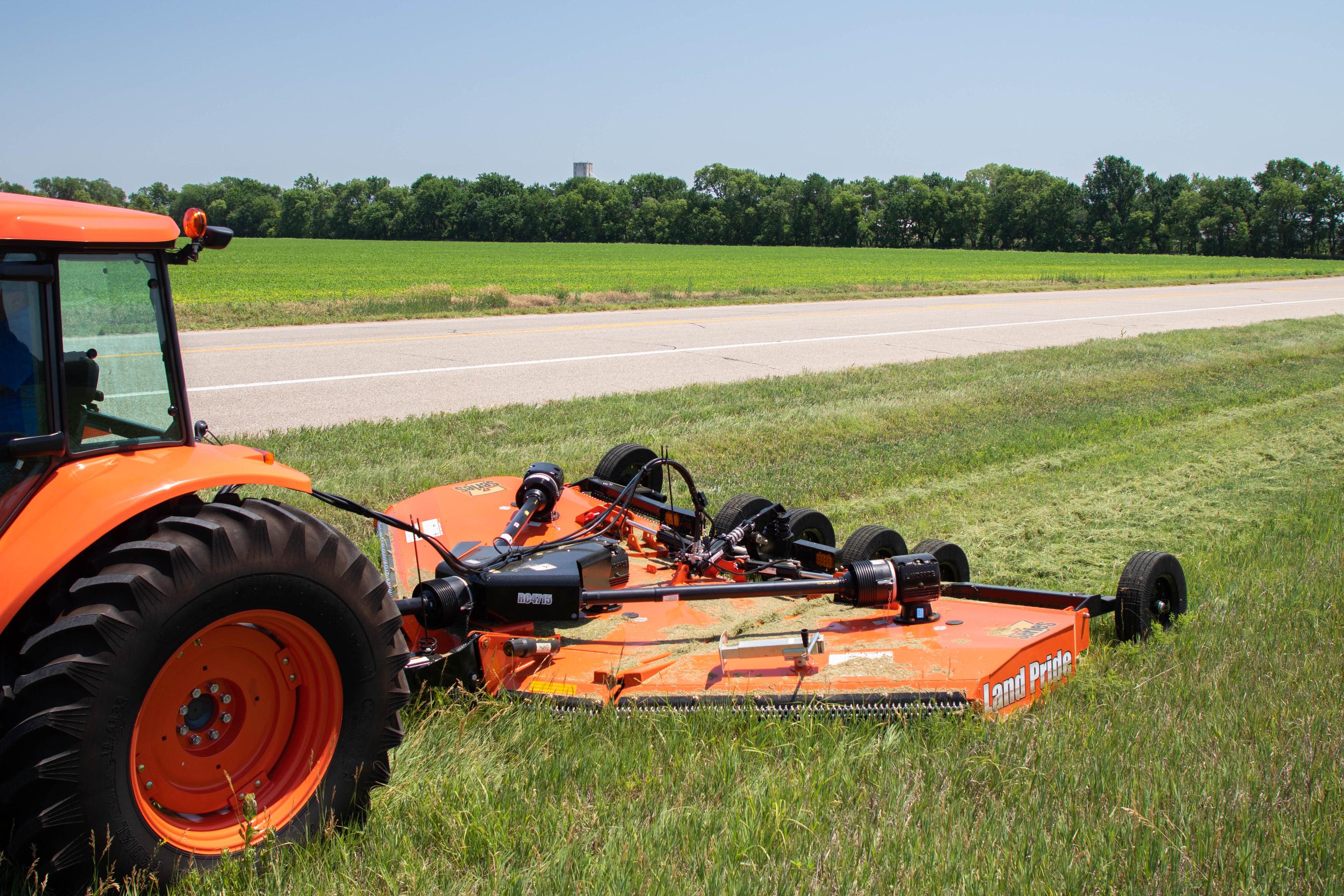 Parallel Pivot RC4715 ROTARY CUTTERS - Cummins Equipment Co, Inc.